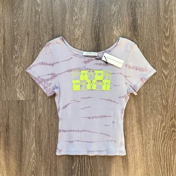 Daydreamer Puff Print Letters Tie-Dye Stretch Trendy Baby‎ Tee NWT- Sz L - Picture 1 of 7
